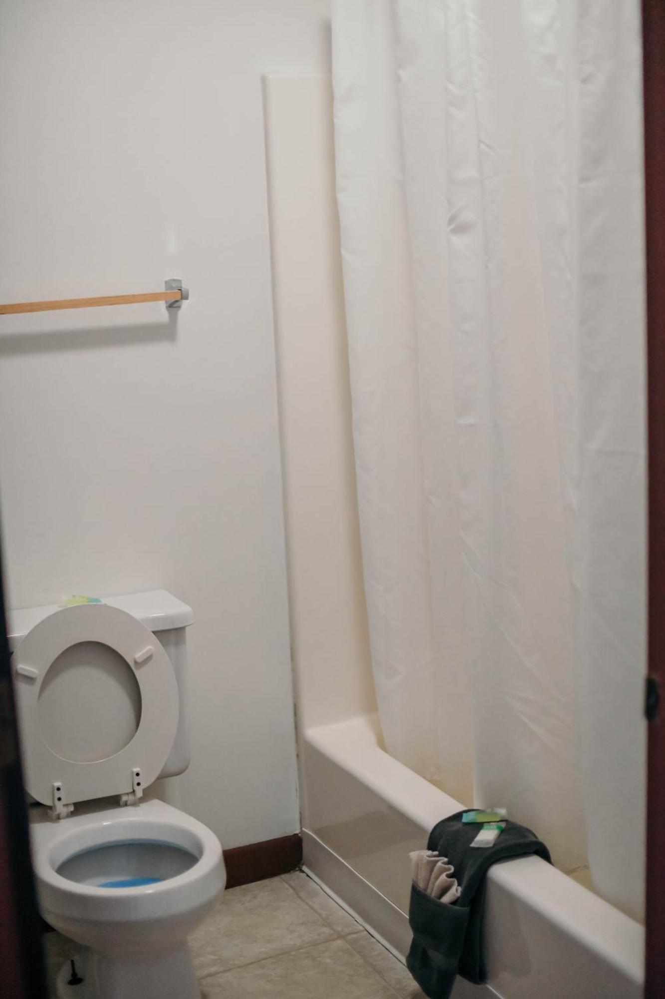 Briarwood Motor Inn Lincoln Екстериор снимка