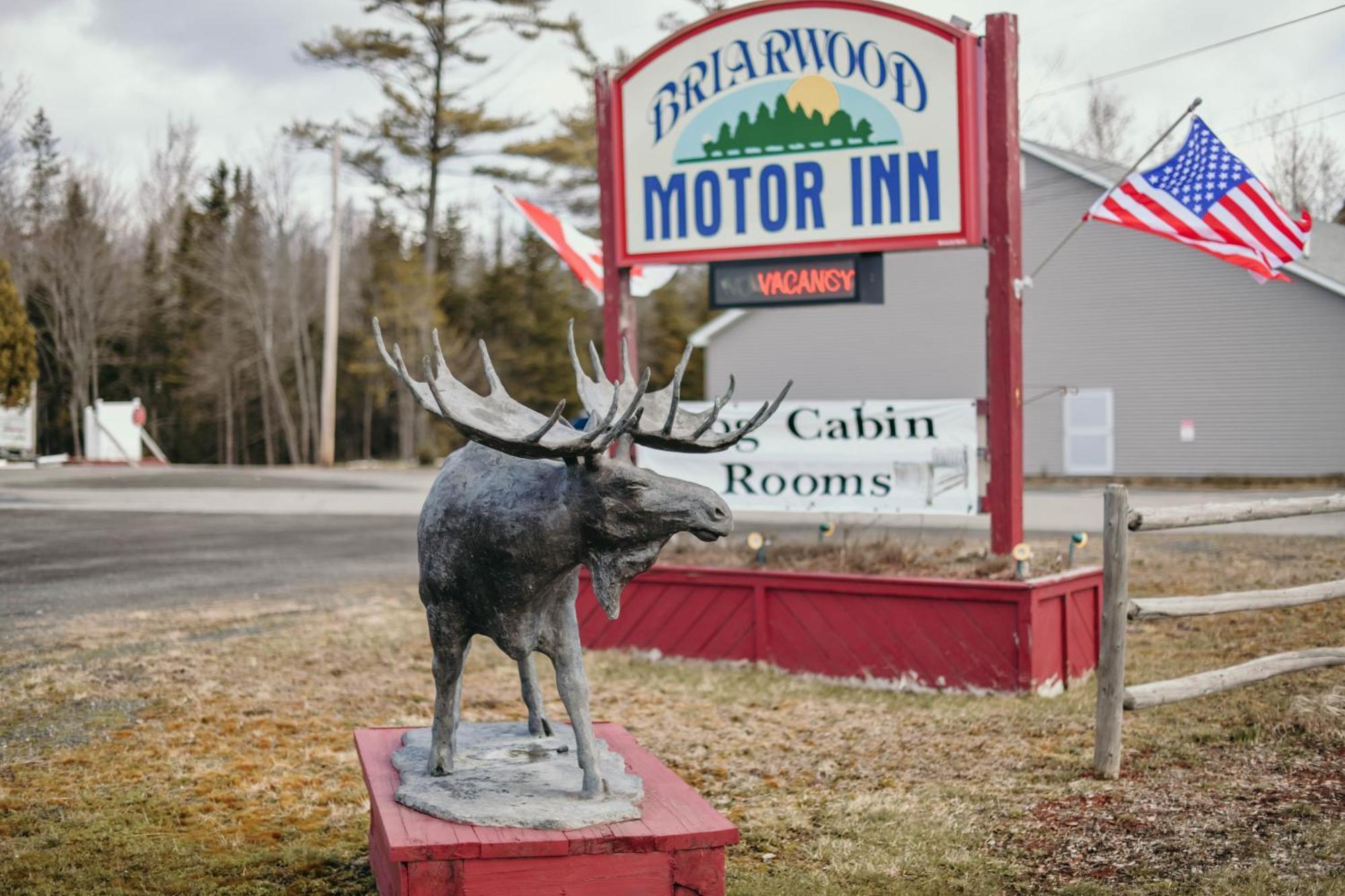 Briarwood Motor Inn Lincoln Екстериор снимка