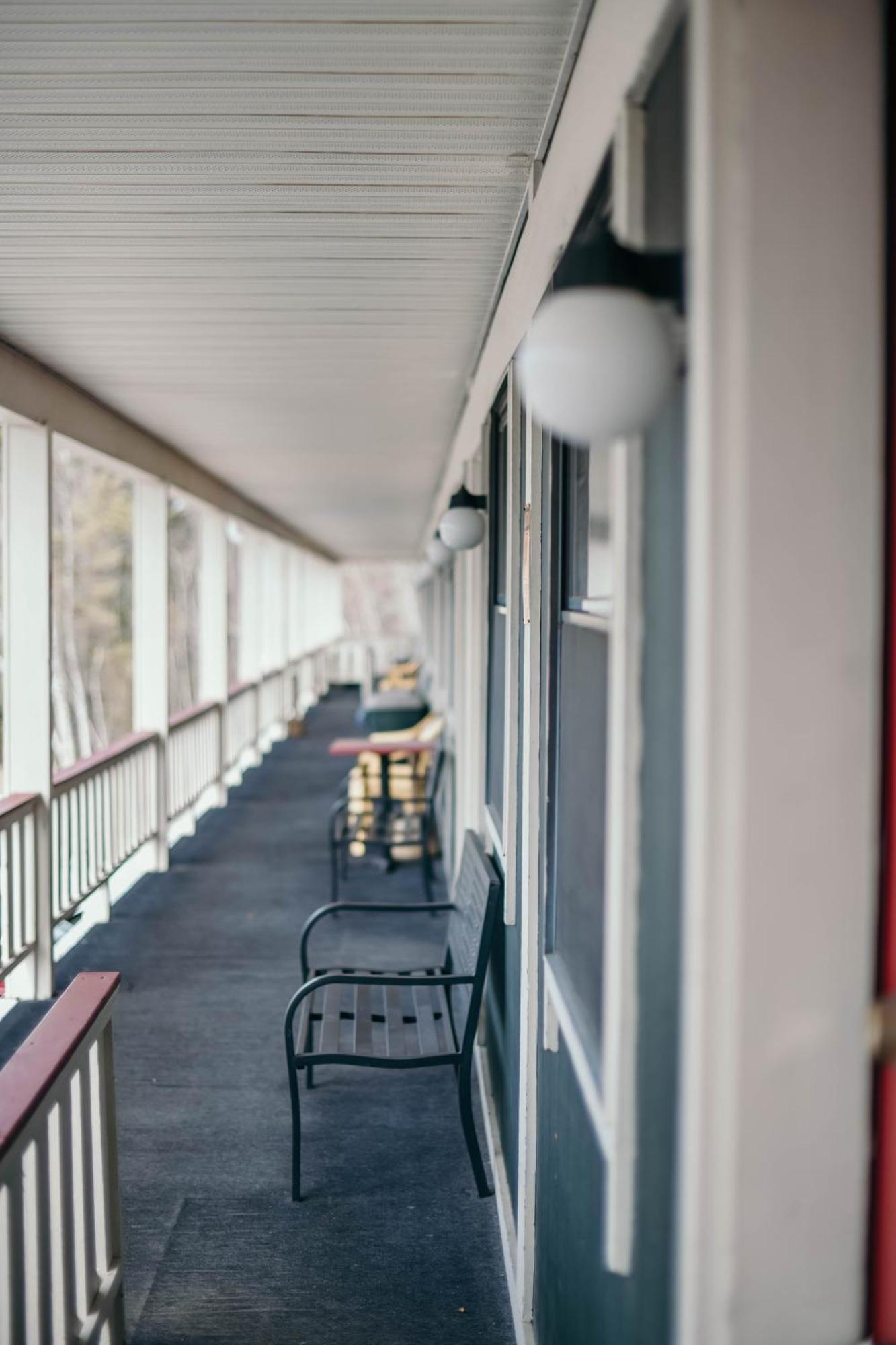 Briarwood Motor Inn Lincoln Екстериор снимка